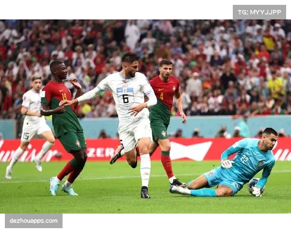 于根伟现场观战青年队比赛 强调末轮比赛重视程度