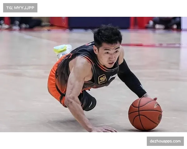 山东防守端斗志与状态令人担忧 球员未能发挥最佳水平攻守受压制 山东防守端斗志与状态令人担忧 球员未能发挥最佳水平攻守受压制